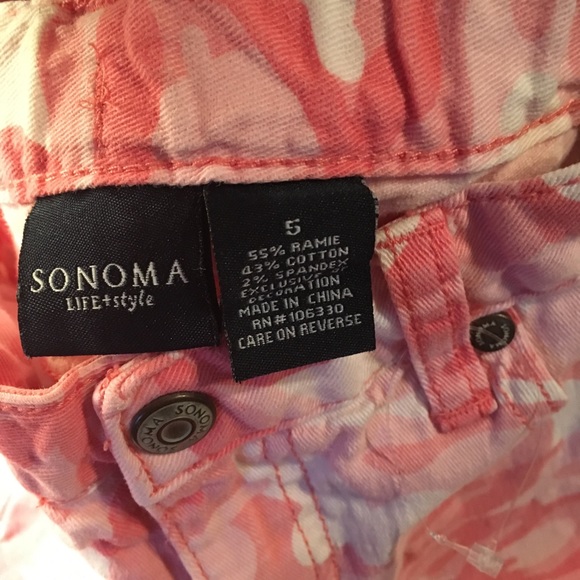 Pink Camo jeans 5t - Picture 3 of 3